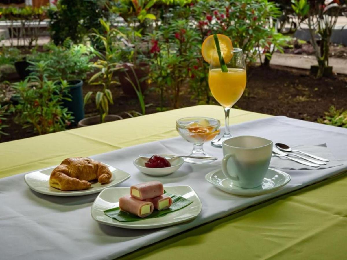 פורטו איורה Hotel Twin Galapagos מראה חיצוני תמונה