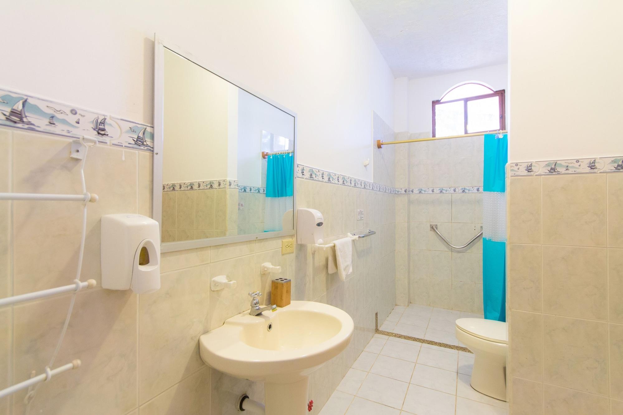 פורטו איורה Hotel Twin Galapagos מראה חיצוני תמונה