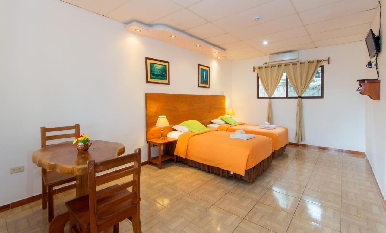 פורטו איורה Hotel Twin Galapagos מראה חיצוני תמונה